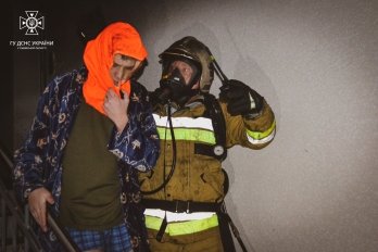 Пожежа повністю знищила квартиру у новобудові на Сихові: у ДСНС розповіли подробиці (фото) – 05