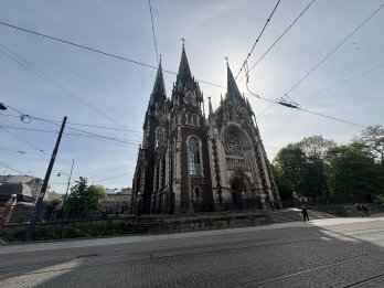 У Львові відновлять зруйновану скульптуру святої Єлизавети – 03