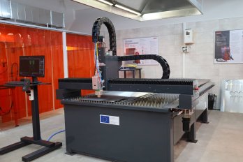 У Золочеві відкрили сучасний центр для підготовки електрогазозварників – 01