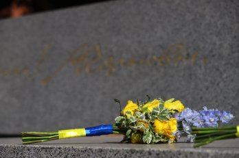 У Львові урочисто підняли Державний Прапор з нагоди Дня Конституції України – 06