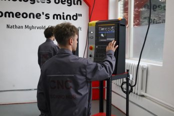 У львівському училищі відкрили сучасний центр для підготовки фахівців з металообробки – 01