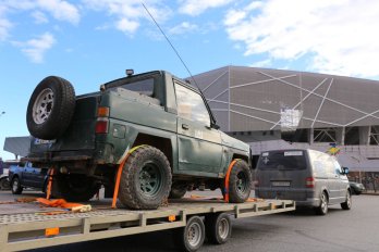 Литовські волонтери передали на Львівщину понад 40 позашляховиків для фронту