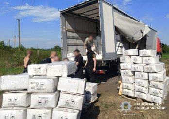 Нацполіція вилучила фальсифіковану агрохімію на 100 млн грн: обшуки проводити й на Львівщині
