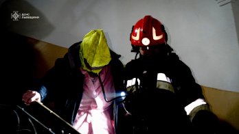 Через ранкову пожежу в центрі Львова з будинку евакуювали 17 людей – 04