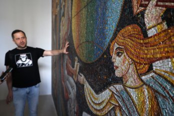 У Львові відновили унікальну знищену мозаїку Богдана Сойки – 01