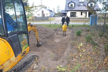 У Польщі знайшли останки 30 українських жертв масового розстрілу – 02