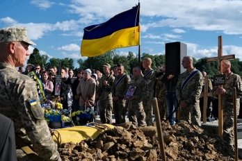 У Самборі прощались із ще одним загиблим Героєм – 04