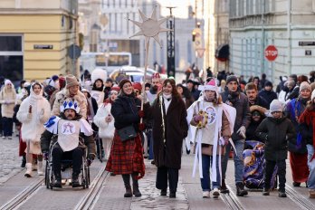 У Львові відбувся унікальний різдвяний вертеп за участю ветеранів-вершників – 04