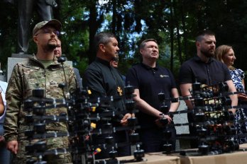 Зі Львівщини передали українським військовим 90 FPV-дронів та станції EcoFlow – 01