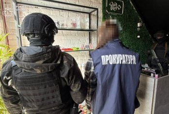 Ще одній продавчині наркомагазинів U420 у Львові повідомили про підозру – 02