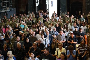 У Львові відкрили виставку ікон, написаних на ящиках з-під набоїв – 07