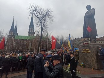 Як у Львові відзначали День народження Степана Бандери – 03