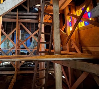 На Стрийщині відреставрували 148-річну дерев’яну дзвіницю – 05