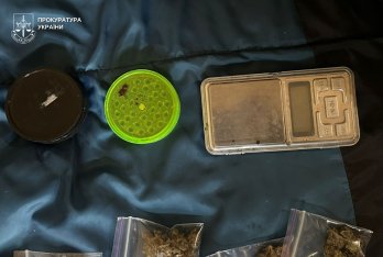 У Львові викрили наркоторговця, який щодня обслуговував до 60 покупців – 04