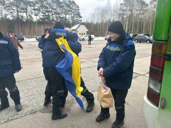 До України з російського полону повернулися 200 військових – 04