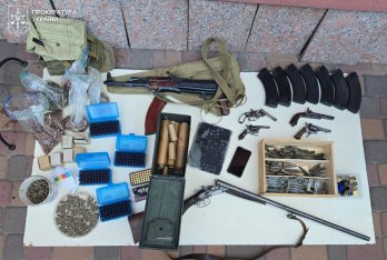 На Львівщині викрили торговця зброєю, який надсилав револьвери поштою – 01