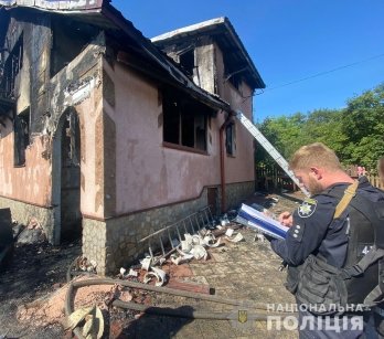 У Малих Грибовичах біля Львова двоє дітей загинули під час пожежі в житловому будинку – 01