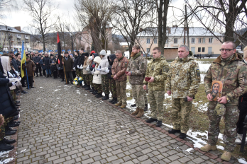 Сім’ям загиблих прикордонників зі Львівщини вручили ордени “За мужність”