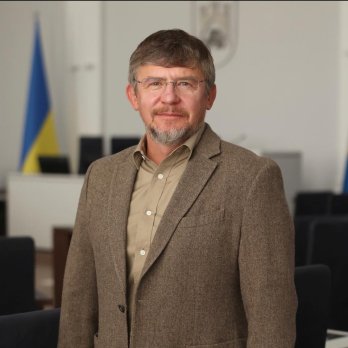 Андріян Гутник