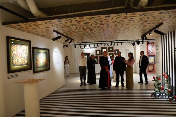 Спецпредставник Святого Престолу першим оглянув нову виставку в Zenyk Art Gallery – 05