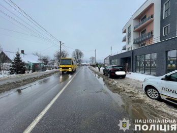 За добу трьох пішоходів госпіталізували через наїзди авто на Львівщині – 04