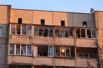Від ракетного удару по Львову постраждали троє людей, на місці влучання виникла пожежа – 03