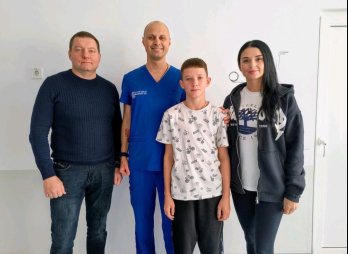 Львівські онкологи за шість хвилин “випалили” пухлину 13-річному підлітку – 01
