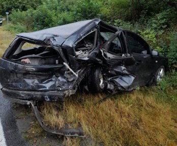 На Червоноградщині внаслідок аварії постраждало двоє людей – 03