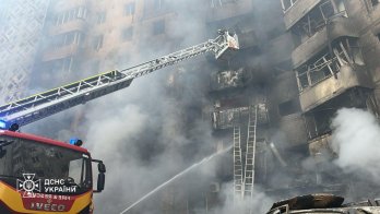 У Львові приспустять прапори в пам’ять про загиблих у Тернополі – 02