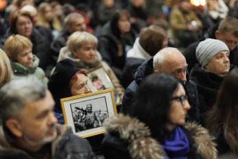 Родинам загиблих воїнів 24-ї бригади у Львові вручили ордени “Хрест Героя”