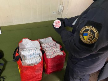 Львівські митники виявили на кордоні незадекларованих товарів на пів мільйона гривень – 04