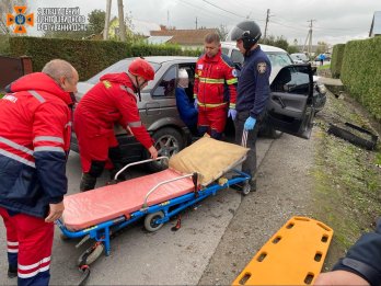 Рятувальники допомогли постраждалим у ДТП