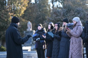На Личаківському кладовищі заспівали скорботні колядки для вшанування загиблих героїв – 04
