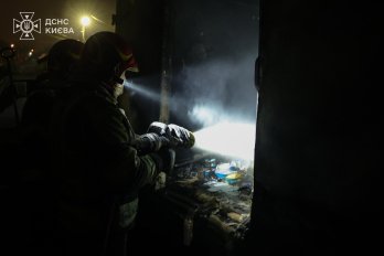 Одна людина загинула і десятки постраждалих внаслідок нічної ракетно-дронової атаки – 09