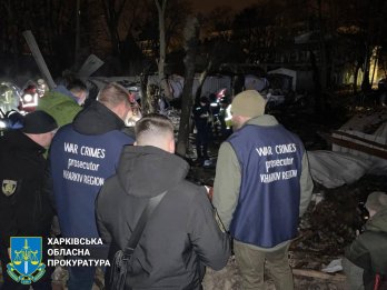 Росіяни вдарили ракетами по центру Харкова, 21 людина постраждала – 10