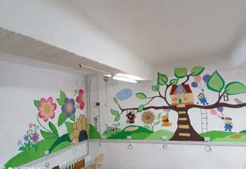 Учні Стрийського ліцею № 7 розмалювали шкільне укриття