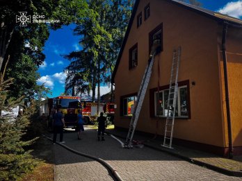 Фото з місця пожежі