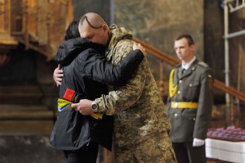 У Львові рідним загиблих воїнів 24 ОМБр вручили ордени “Хрест Героя”