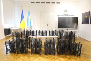 Зі Львівщини захисникам передали ще 310 FPV-дронів у межах проєкту "Пташки Перемоги"