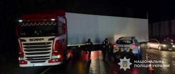 Через ДТП з вантажівкою на трасі Львів-Краковець постраждали 9 людей – 01