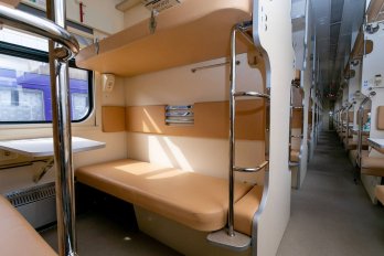 Перші за час незалежності нові плацкартні вагони отримав потяг зі Львова