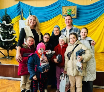 500 дітей Самбірщини отримали подарунки до Дня Святого Миколая від благодійників – 02