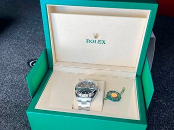 20-річна львів’янка на Lexus везла через кордон Rolex і Cartier на 4 млн грн – 02