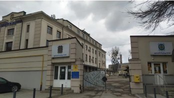 Ціна у 5 разів вища: “Укрпошта” повторно виставила на продаж сортувальний центр у Львові – 01