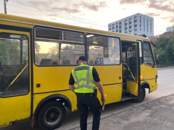 На Львівщині 14 водіїв маршруток оштрафували за порушення правил перевезень – 01