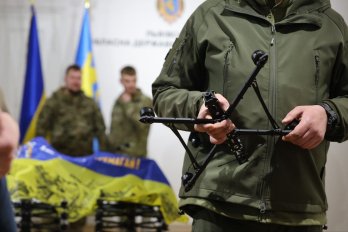 Ще 200 FPV-дронів передала Львівщина для підсилення захисників на передовій – 07