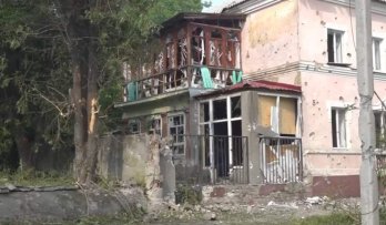 Росіяни продовжують обстрілювати Сєвєродонецьк: Гайдай розповів про руйнування на Луганщині – 05