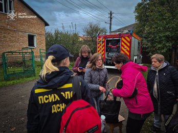 Рятувальники показали перші кадри наслідків масованих ударів по Львівщині – 05