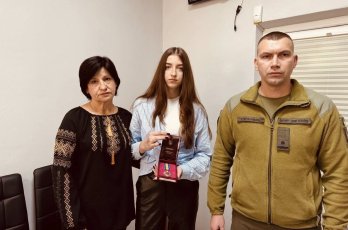 Захисника з Нового Роздолу посмертно нагородили орденом “За мужність” ІІІ ступеня – 01
