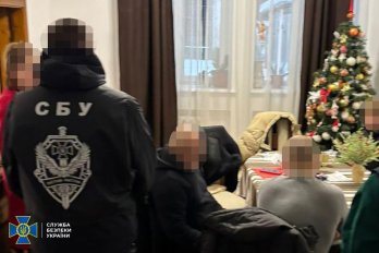 Заступника директора Новояричівської лікарні підозрюють в організації схеми для 80 ухилянтів – 02